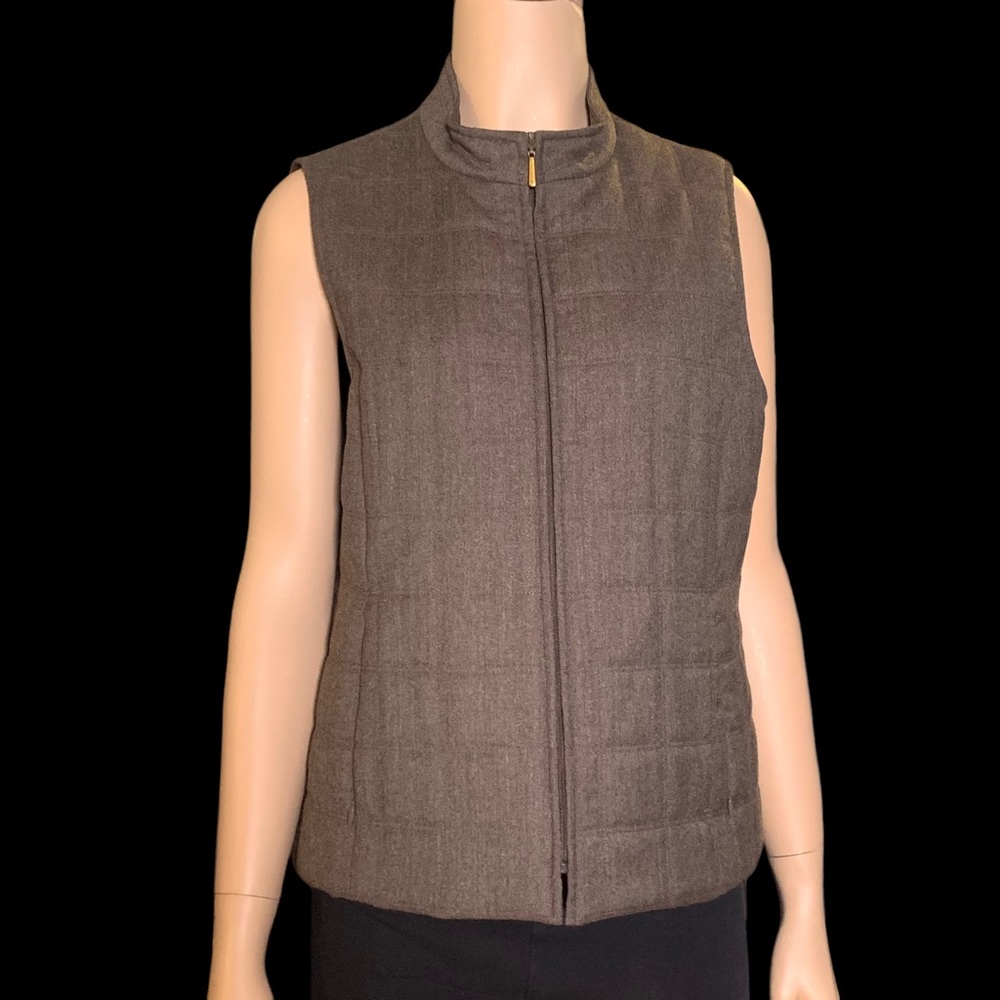 Vintage Talbots Womens Vest Size 10 Quilted Sleeveless Jacket Outerwear Zip